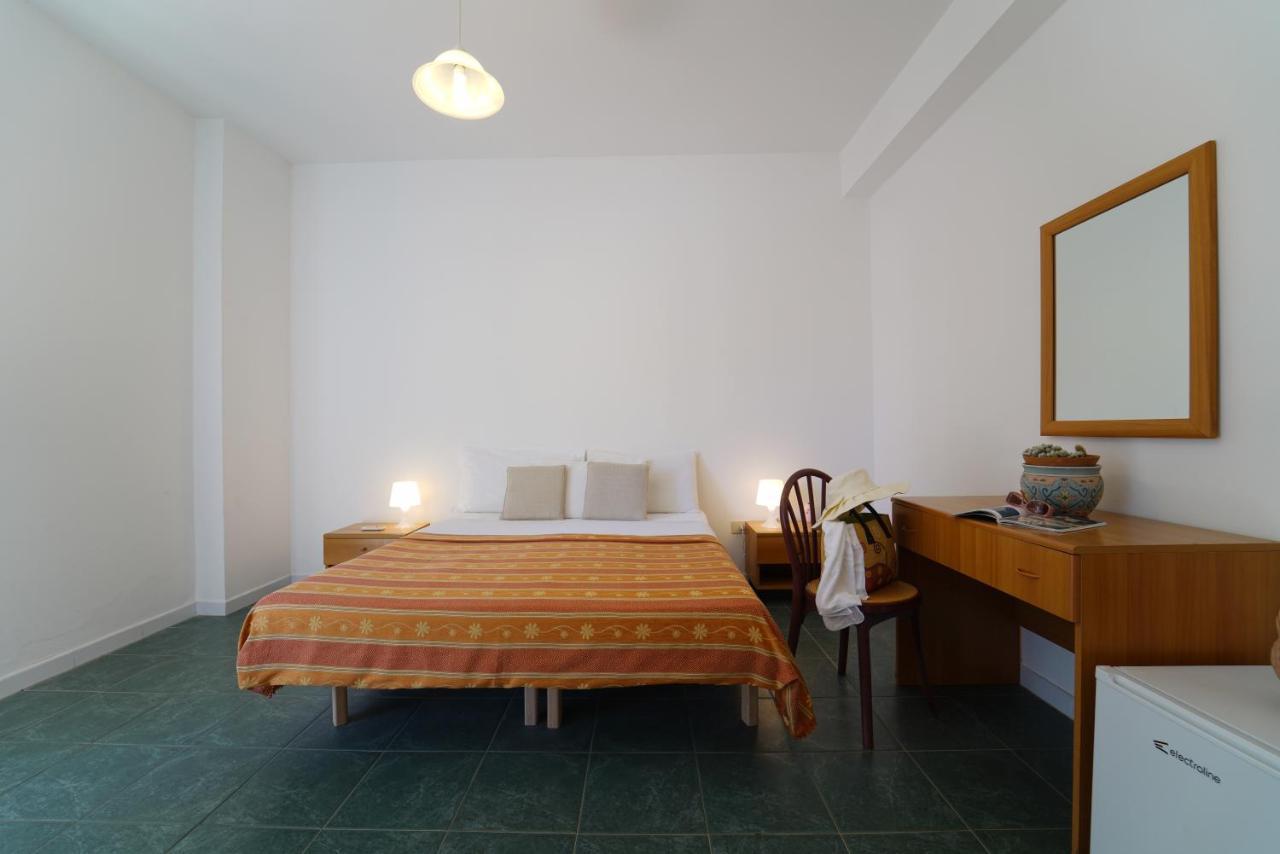 Europa Rooms And Restaurant Capo Vaticano Eksteriør billede