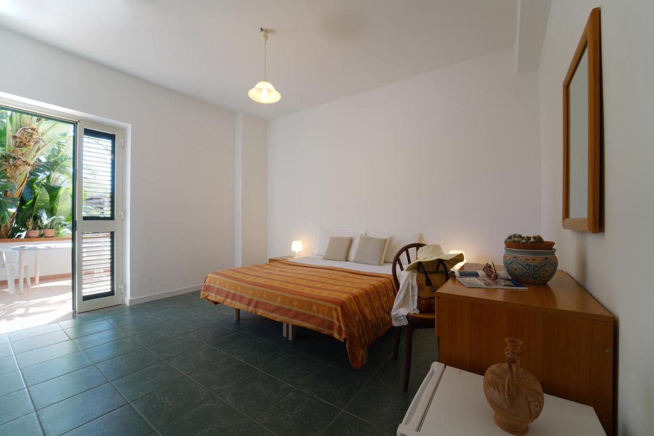 Europa Rooms And Restaurant Capo Vaticano Eksteriør billede