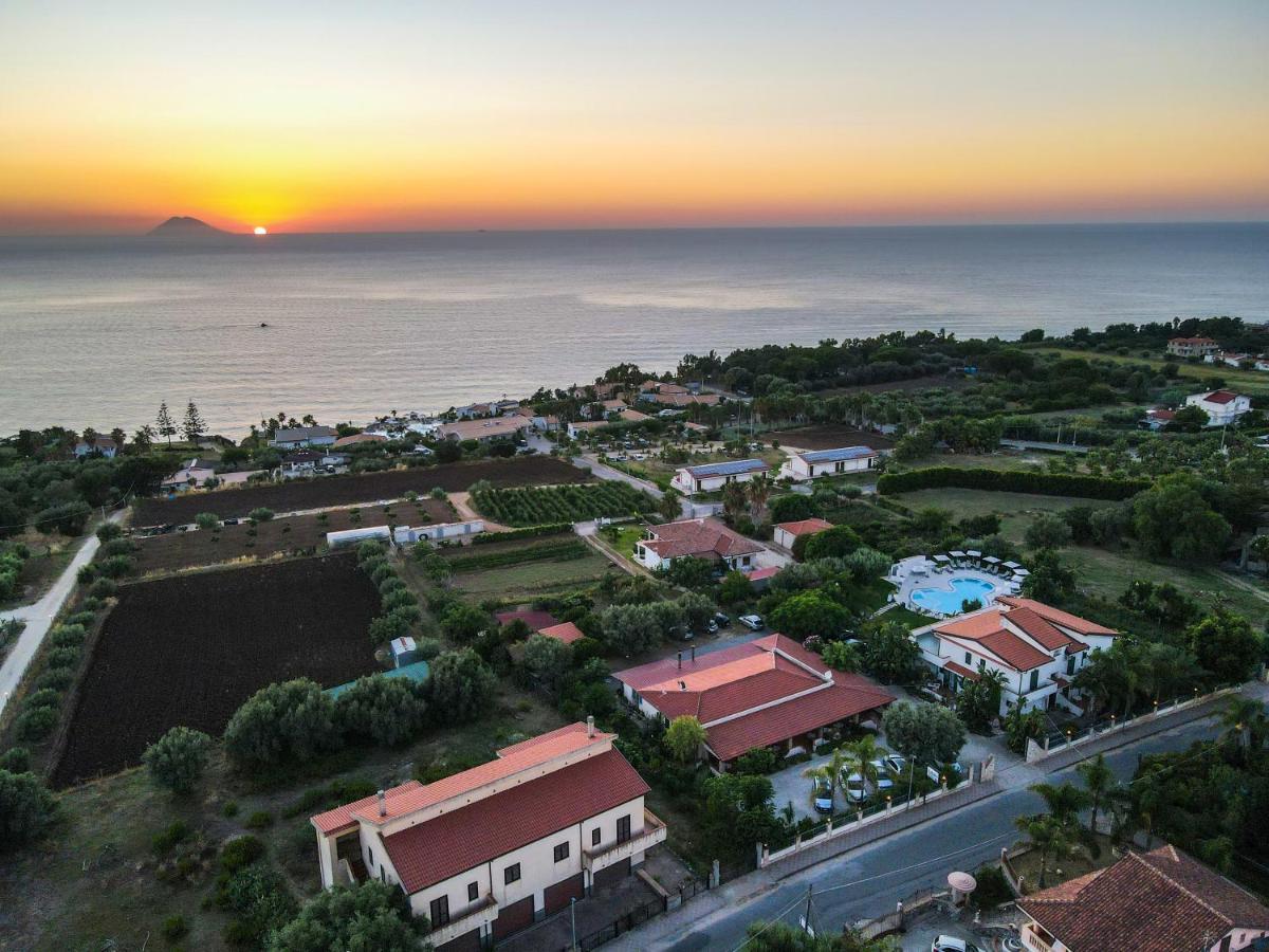 Europa Rooms And Restaurant Capo Vaticano Eksteriør billede